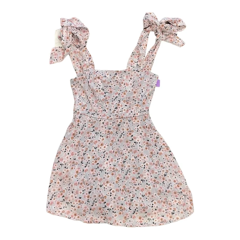 Weekend Deal Dress Casual Short By Blue Rain  Size: S