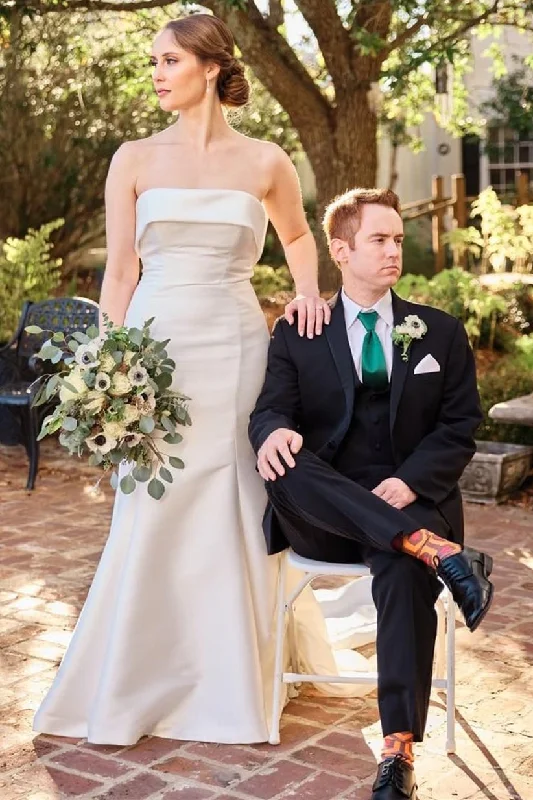 Act Fast White Satin Strapless Trumpet Long Wedding Dress